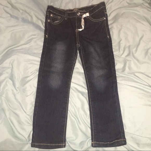 2 For $10 or 5 for $25 Bundle Sale❗️ Almost Famous Jeans Little Girls 5 - Picture 3 of 8